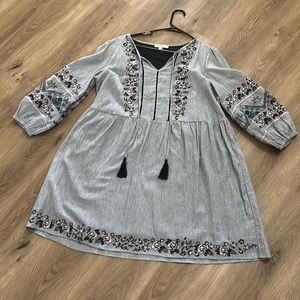 Wren and Ivroy dress Large